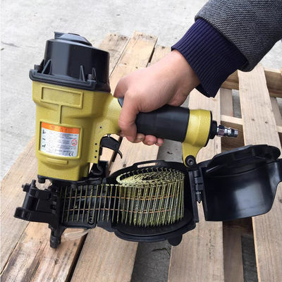 Industrial Grade CN55 CN70 Pneumatic Roofing Nail Gun with High Power and No Voltage