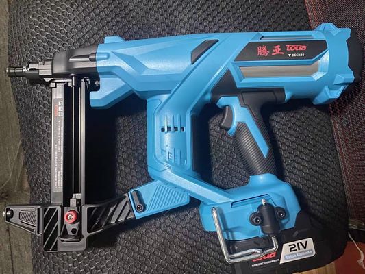 Li-Ion 7.2V 4.0Ah Battery Powered Concrete Nail Gun for Smooth and Accurate Nailing