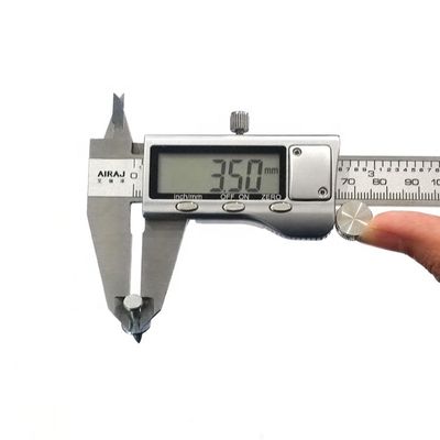 Fastening Concrete with Galvanized Flat Head Hammer Drive Pin Construction Material